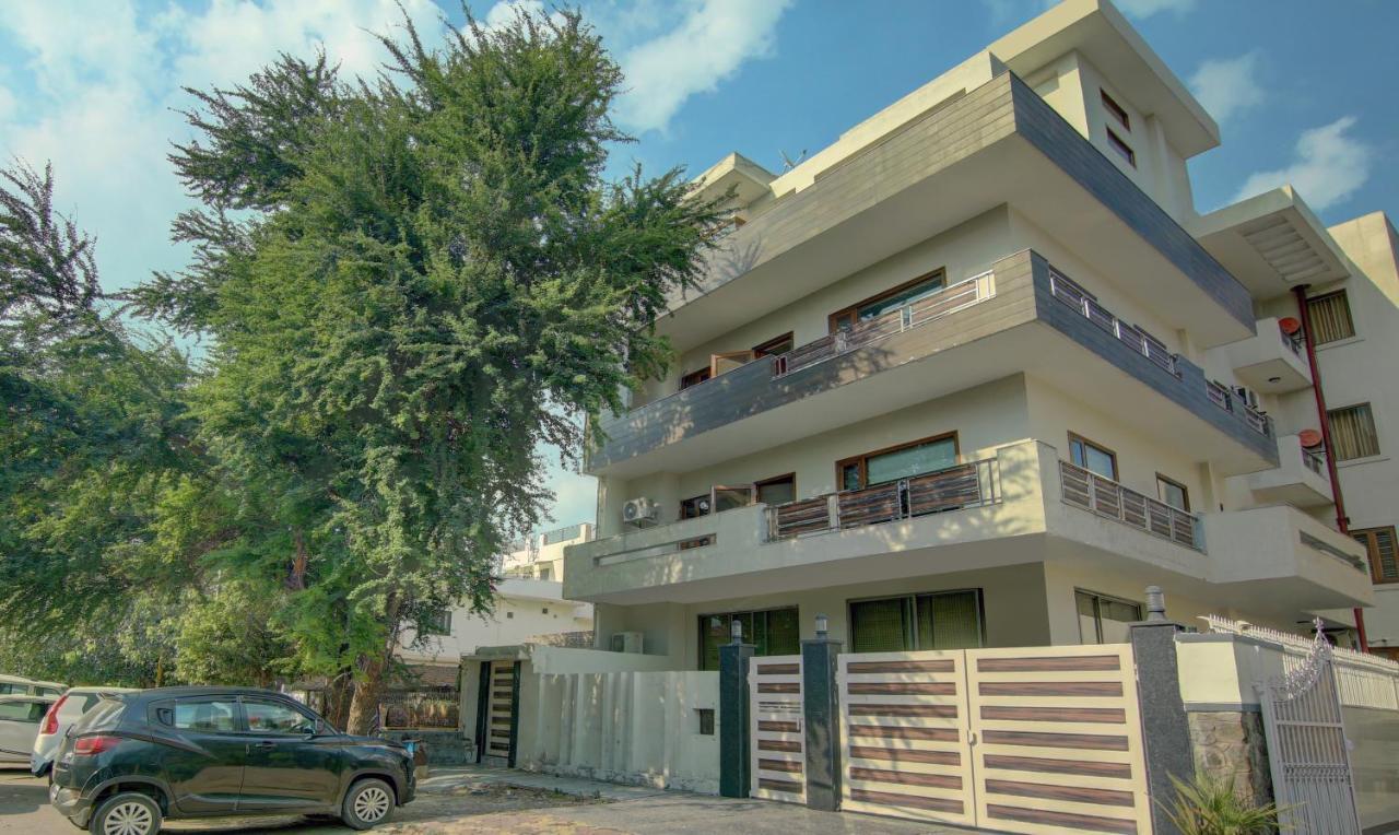 Itsy Hotels Swastika Inn Sector 26 Noida Extérieur photo
