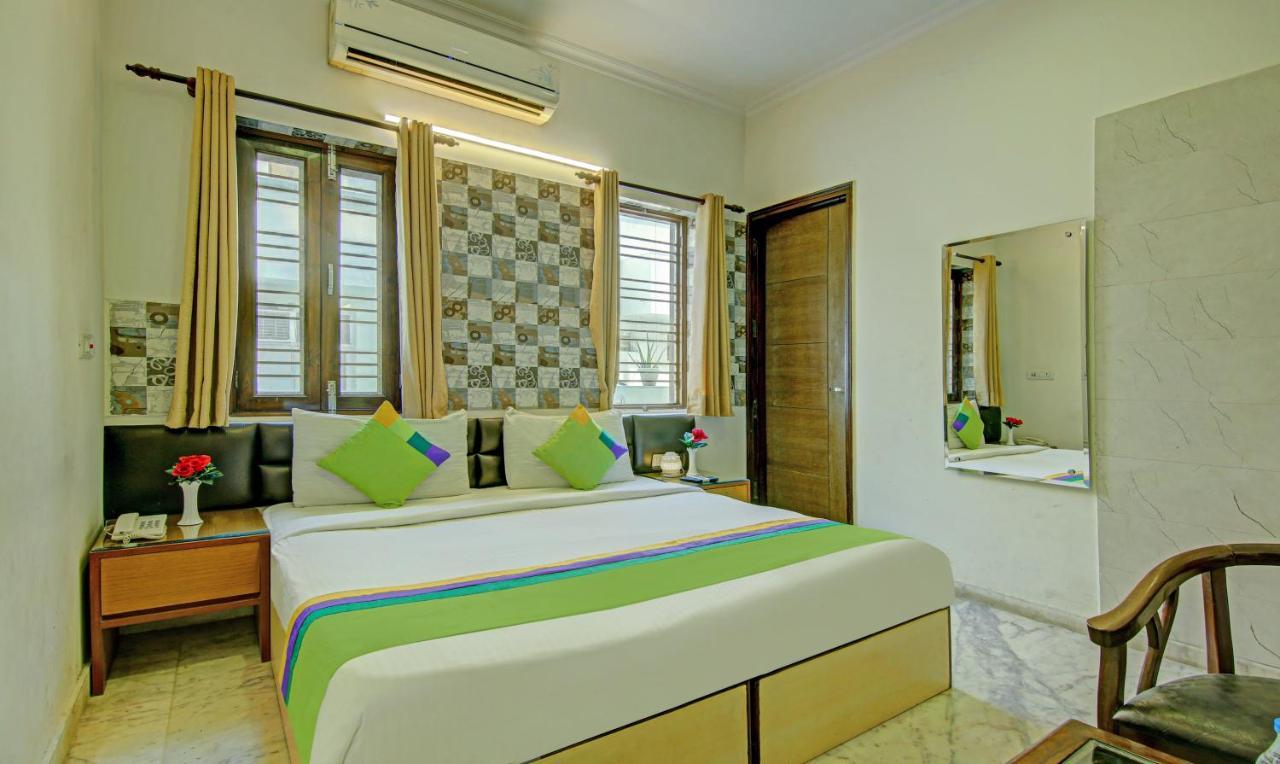 Itsy Hotels Swastika Inn Sector 26 Noida Extérieur photo